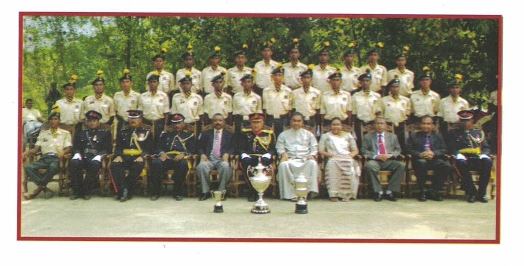Hermann Loos Challenge Trophy Champions